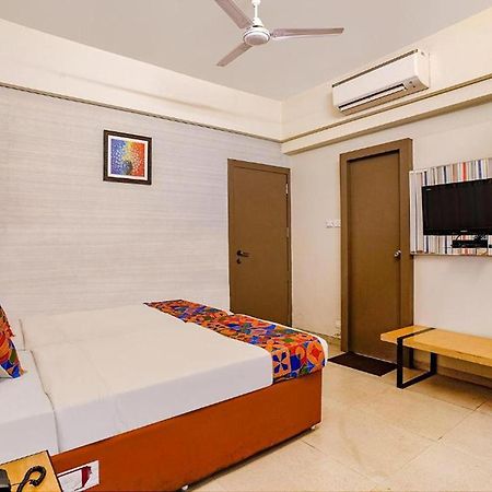 Hotel Gargi Deluxe Pune Exterior photo